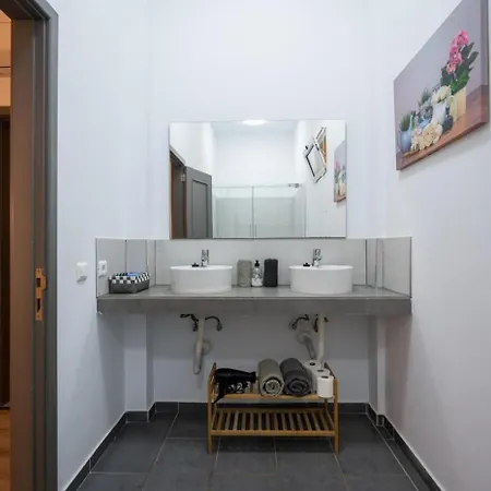 Guacimara Apartment